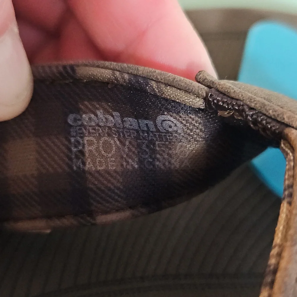 Cobian Men's ARV 2 Trek Sandals: CHOCOLATE: NEW WITH TAGS: SIZE 9